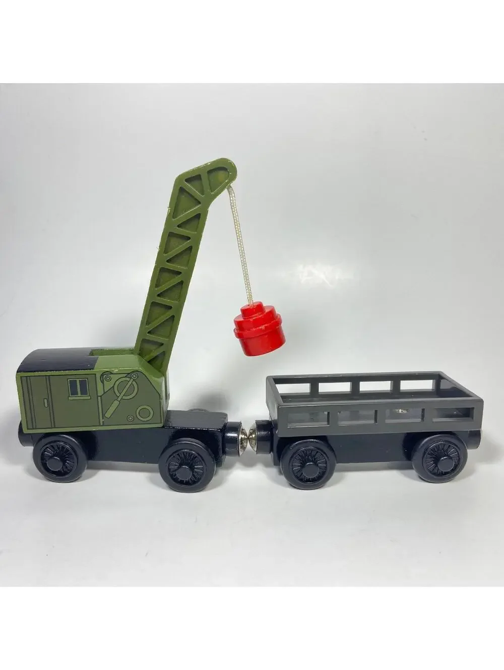 2003 Thomas & Friends Wooden Railway Breakdown Train & Cargo Car